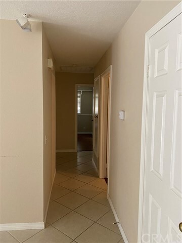 Building Photo - 1729 Redgate Cir