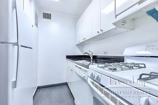 Building Photo - 1 bedroom in New York NY 10016