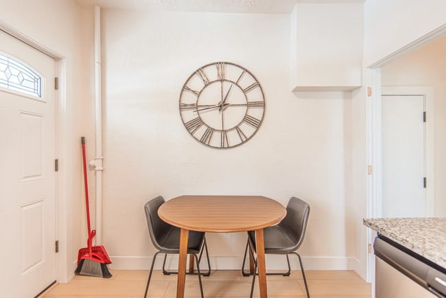 Building Photo - 343 E Coatsville Ave