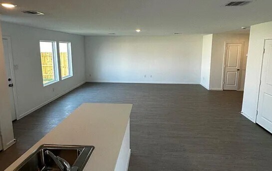 Building Photo - 12035 Noble Wood Vlg Dr