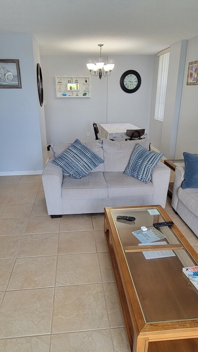 Building Photo - 3190 N Atlantic Ave