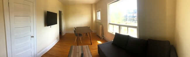 Building Photo - 3 Bedroom in Little Italy