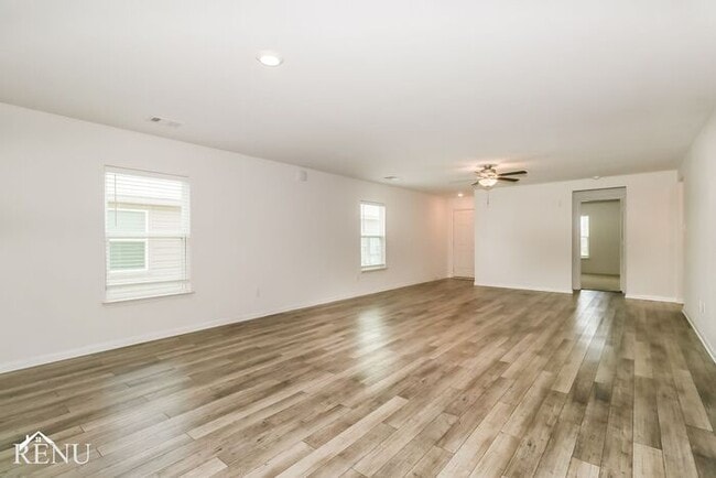 Building Photo - Coming Soon!