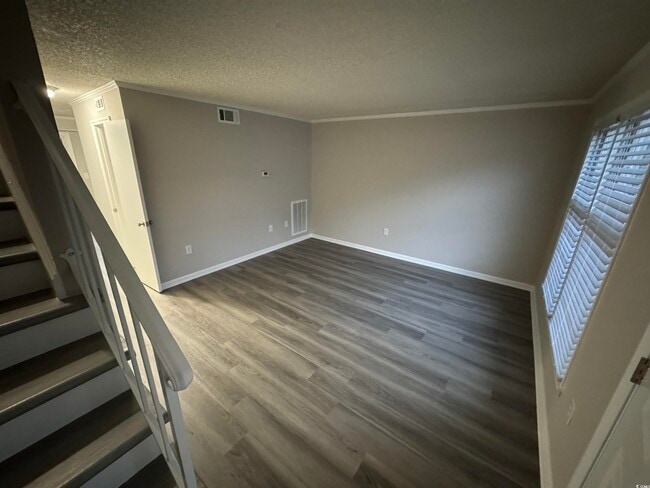 Building Photo - 6702 Jefferson Pl