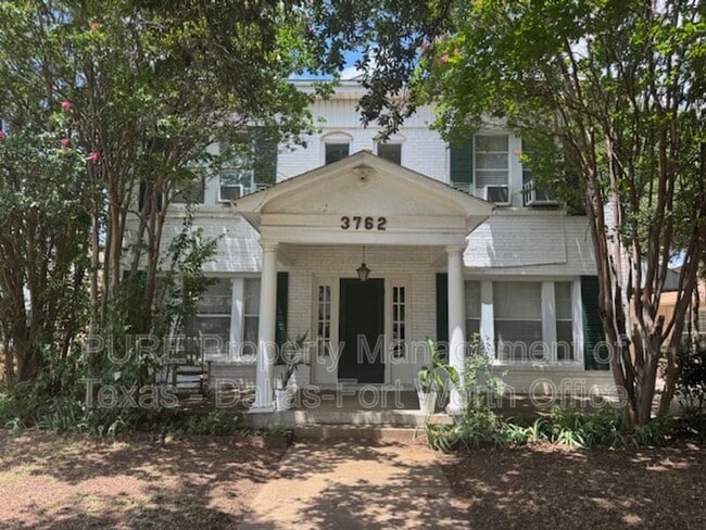 Photo - 3762 W 7th St House