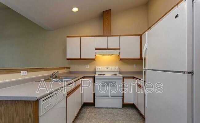 Foto del edificio - 2114 Harris Ave