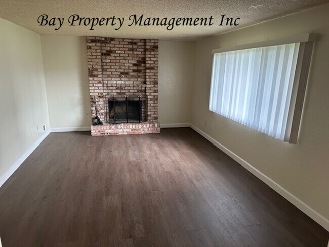 Foto del edificio - Updated 3-Bedroom Home with Large Backyard – Pets Welcome!