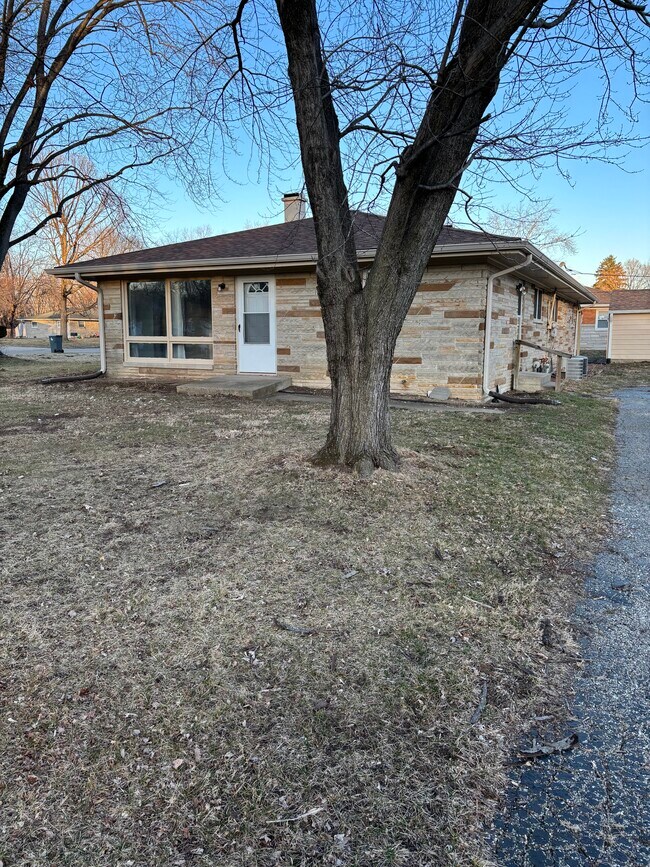 Foto del edificio - 4523 Susy Ln