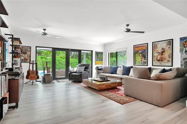 Foto del edificio - 7521 SW 63rd Ct