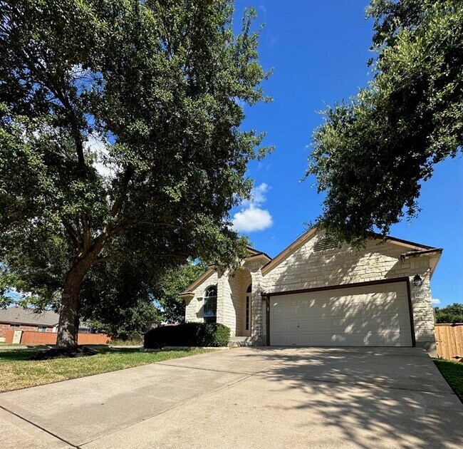 Building Photo - 14329 Padbrook Park Cove