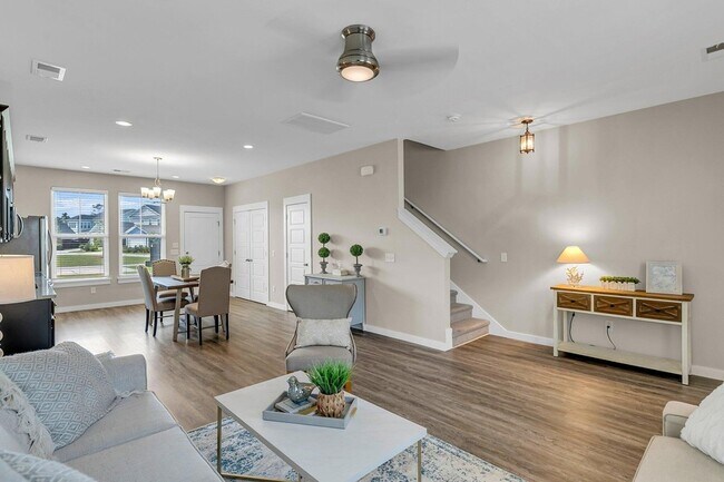 Building Photo - 146 Winding Branch Dr