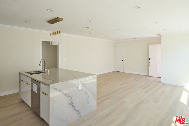 Building Photo - 1223 23rd St