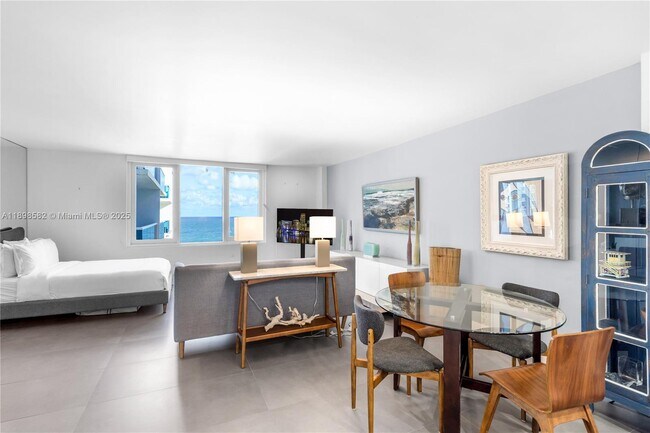 Building Photo - 2301 Collins Ave