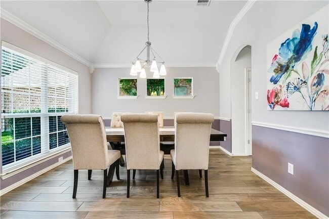 Building Photo - 1309 Bull Horn Loop