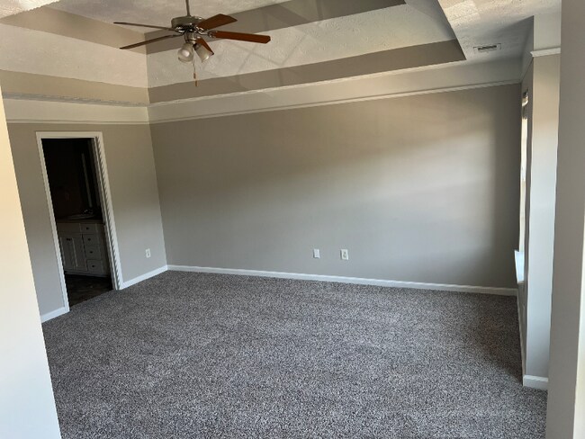 Foto del edificio - 144 Colony Park Ln