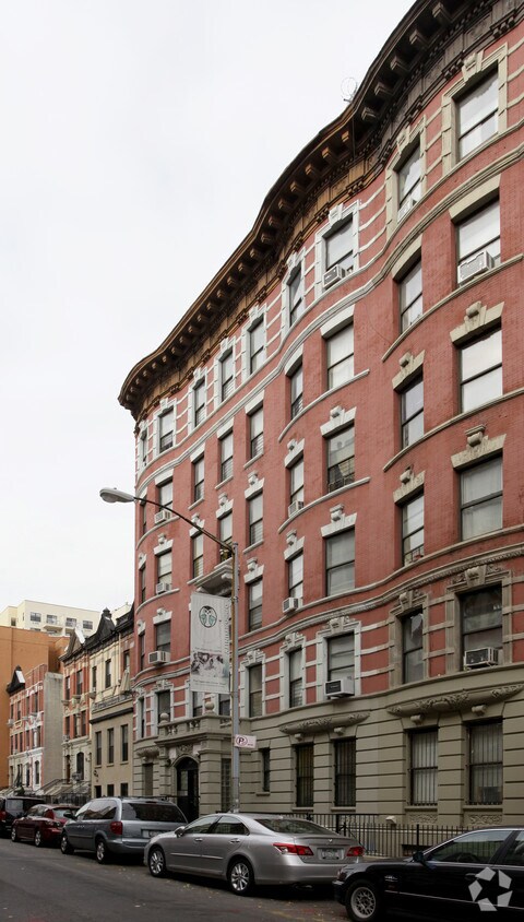 Foto del edificio - 245-247 W 113th St