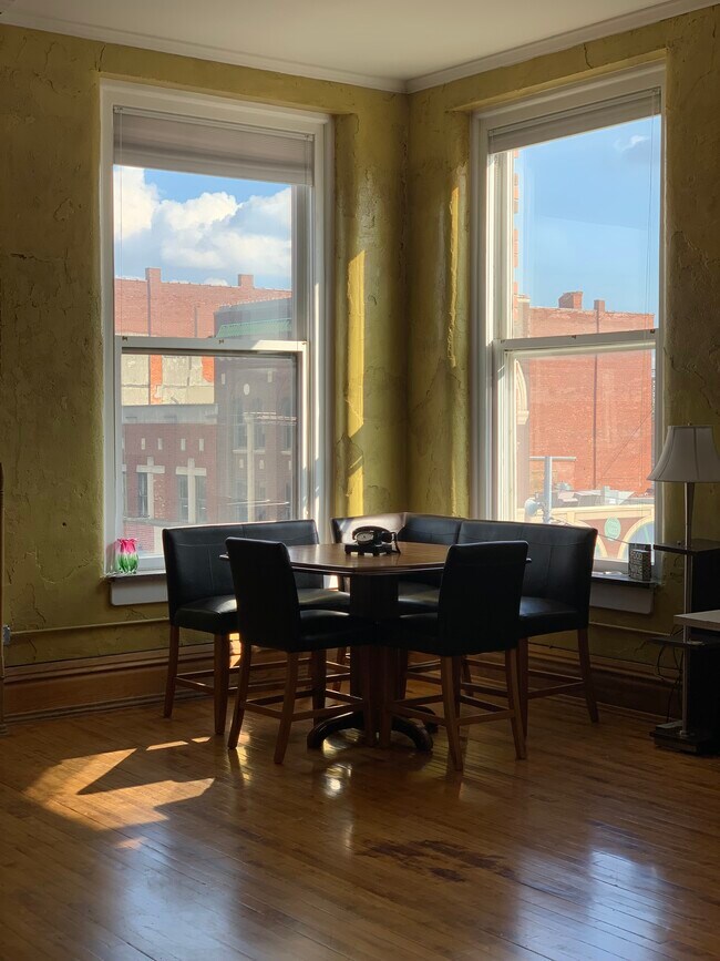 Foto del edificio - 115 N Prospect St