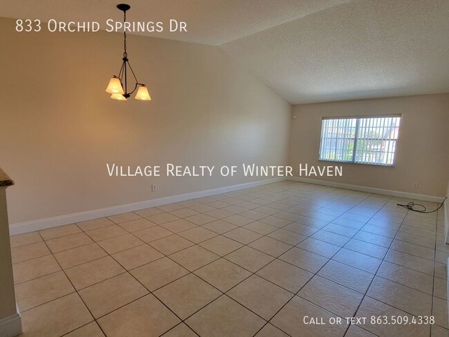 Building Photo - 2 Bedroom Apartment Located in Orchid Springs