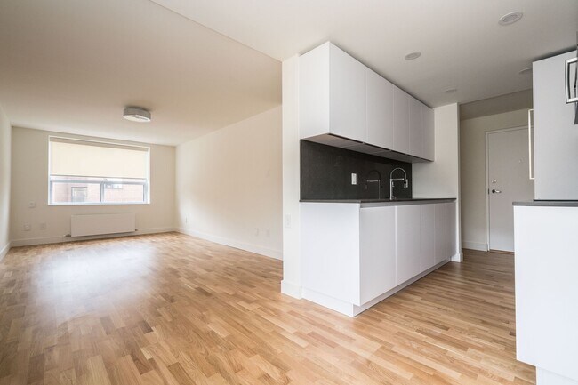 Building Photo - 55 Eccleston Dr