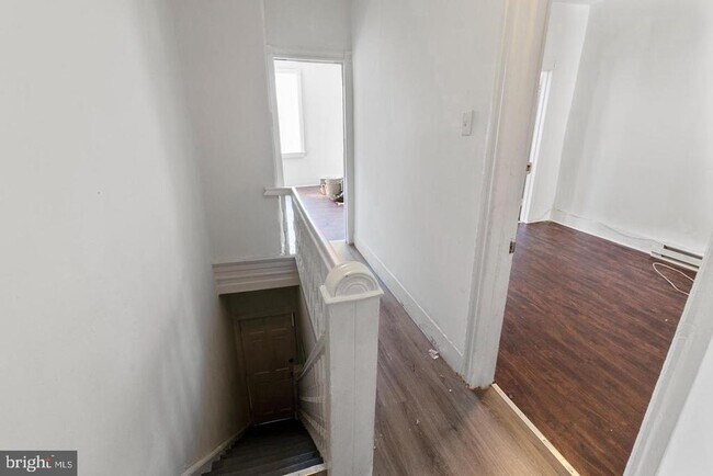 Building Photo - 410 N 53rd St