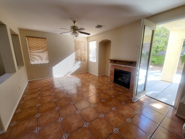 Building Photo - 2423 Allegretto Ave