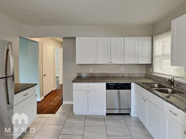 Foto del edificio - 939 Eastmoor Blvd