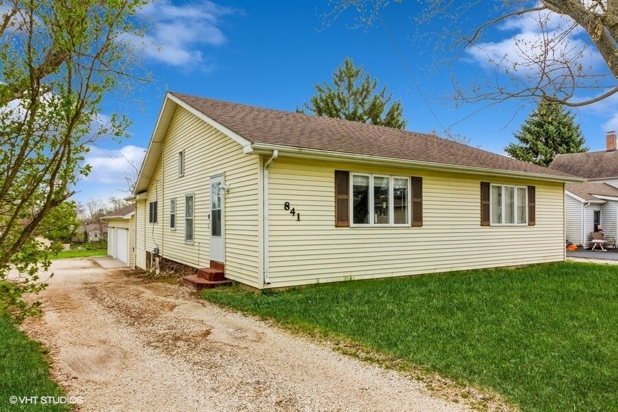 841 Dietz St, Marengo, IL 60152 House Rental in Marengo, IL