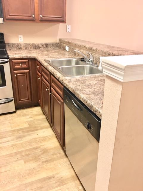 Building Photo - 2200 Hadleigh Hills Ct