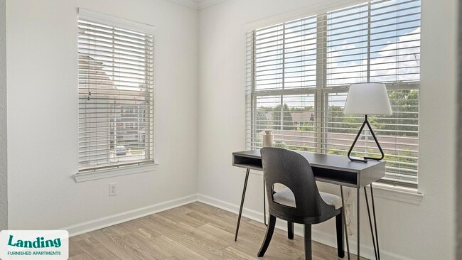 Foto del edificio - 210 Hillwood Blvd