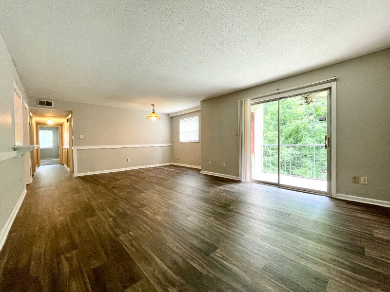 7984 Shady Oak Trail Unit 175, Charlotte, NC 28210 Condo for Rent in