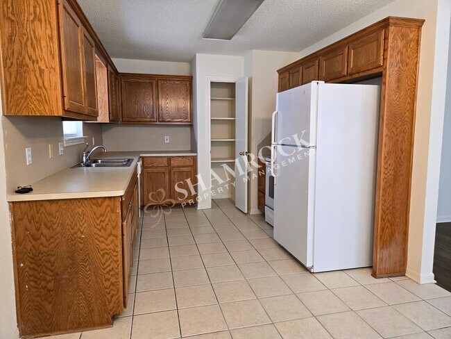 Foto del edificio - Cougar Ridge Duplex