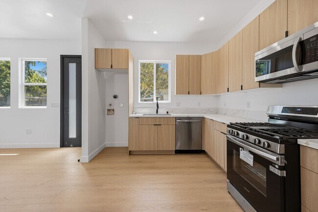 Foto del edificio - 7647 Melvin Ave