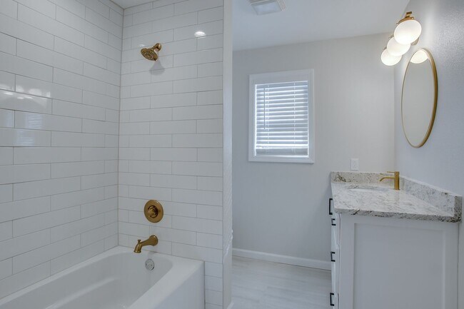 Foto del edificio - Pre Leasing for Fall 2026! 3/2 in Tech Terrace