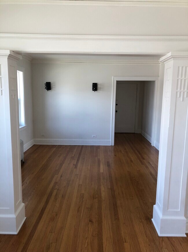 Building Photo - 1300 S 59th Ave