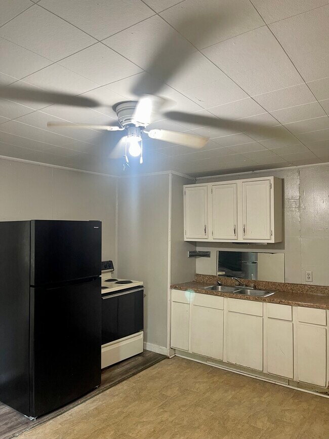 Foto del edificio - 351 Cherry Way