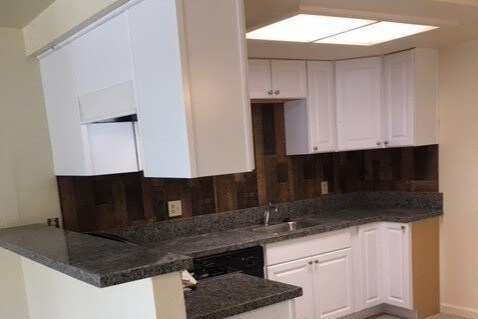 Newer Kitchen - 68190 Cll Las Tiendas