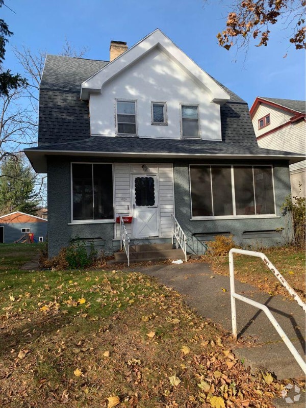 Building Photo - 1629 Main St