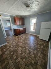 Building Photo - 209 Poplar St