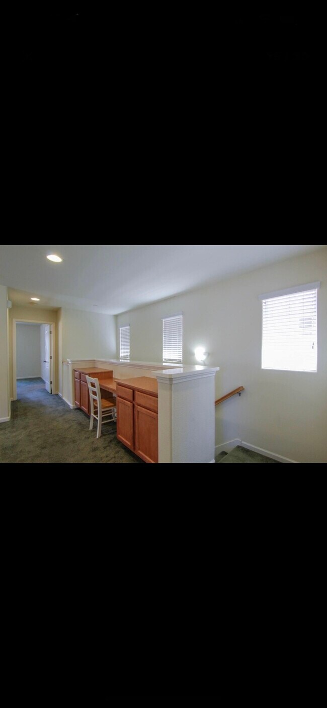 Foto del edificio - 2330 Shining Star Way