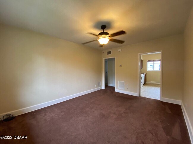 Photo - 500 S Beach St Apartment