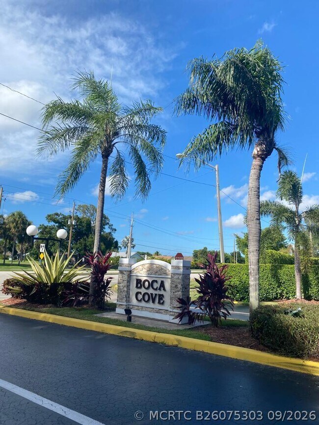 Building Photo - 9539 Boca Cove Cir