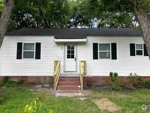Building Photo - 617 Miller Dr