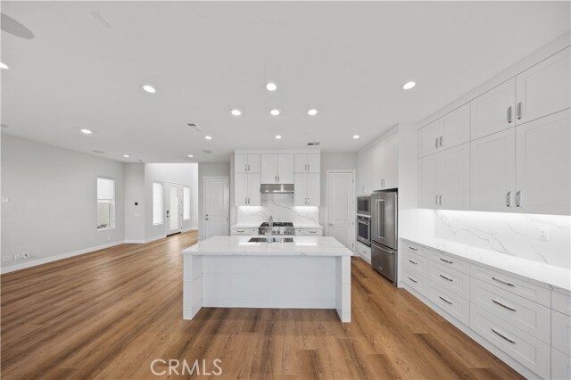 Building Photo - 120 Pin Ln