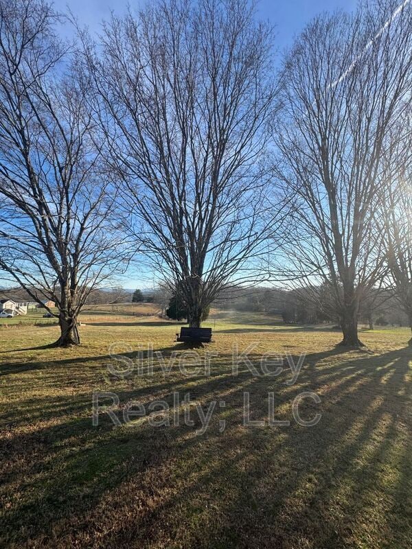 Building Photo - 165 Co Rd 358