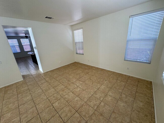 Foto del edificio - Move-in Special! $500 off first month’s re...