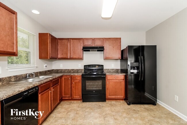 Foto del edificio - 2322 Deerbrook Forest Ln
