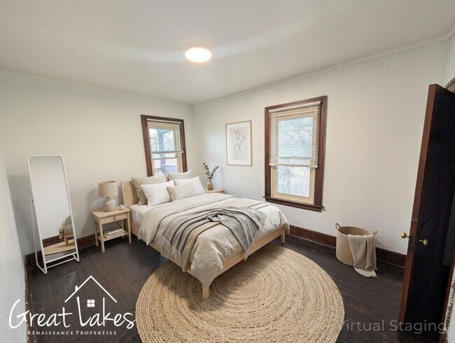 Foto del edificio - Charming 2 Bedroom 1 Bathroom now available for rent!