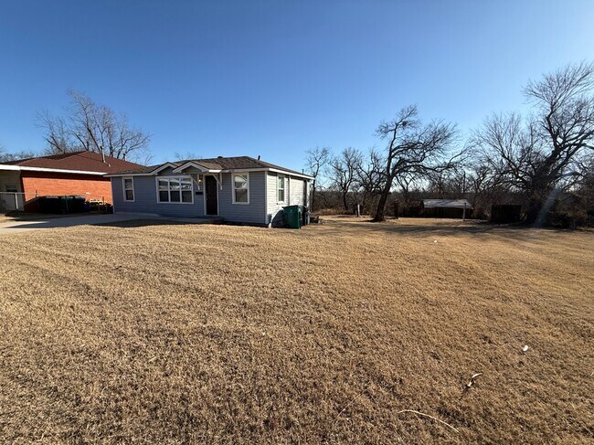 Foto del edificio - 4400 NE 16th Terrace