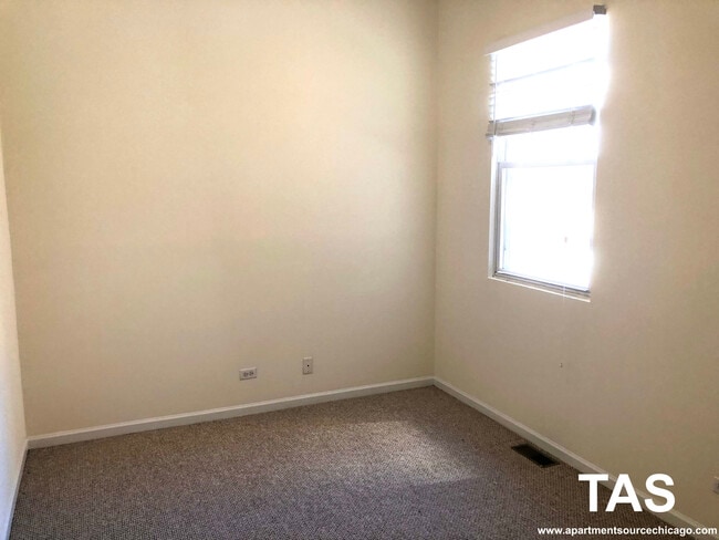 Foto del edificio - 2638 N Halsted St