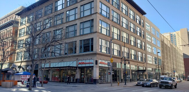 Building Photo - 720 16th St Mall